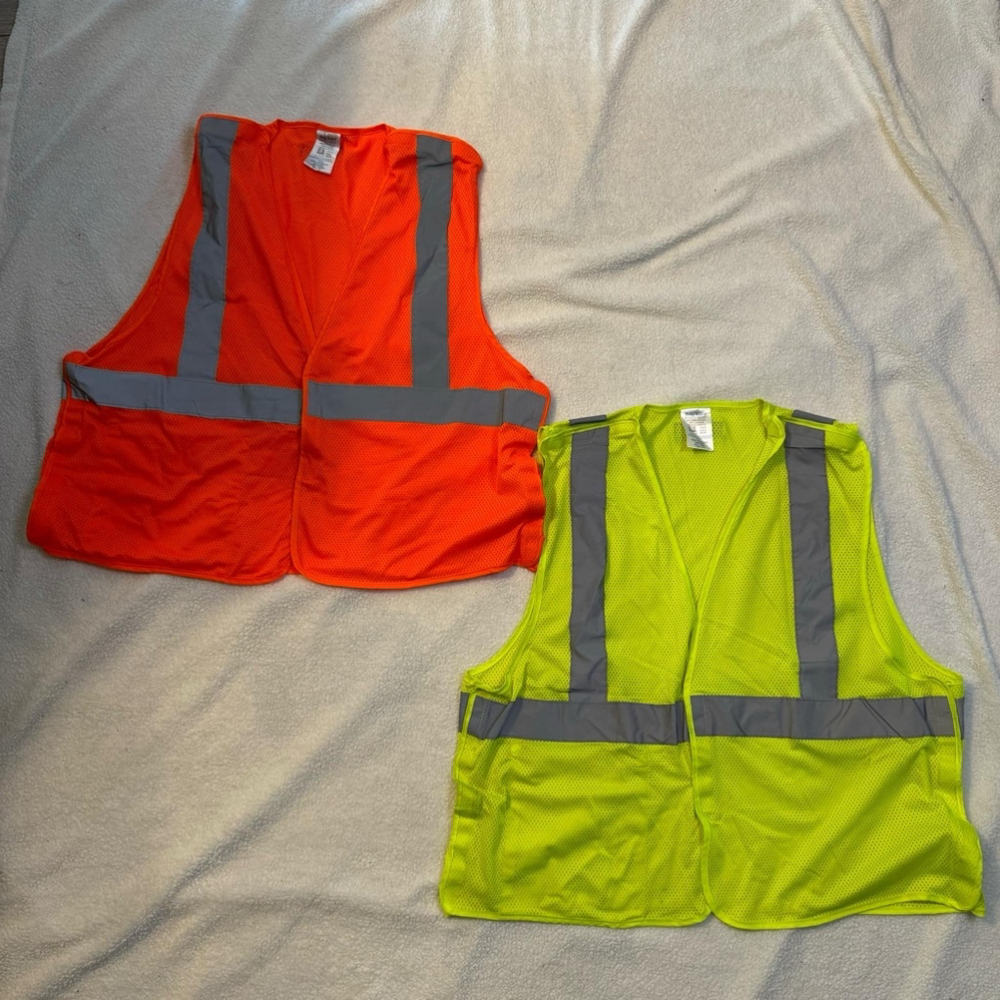 Men's Body Guard Safety Vest L/XL Orange Reflective Material
